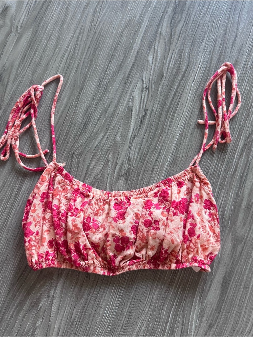 Motel Rocks Floral Crop Top